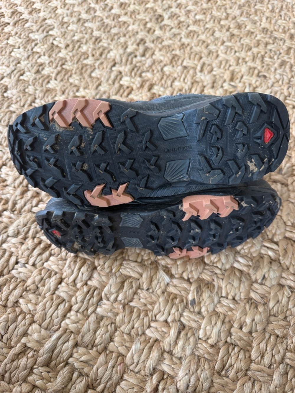 Salomon X Ultra 4 Mid GORE-TEX Women’s Hiking Boot - Picture 5 of 5